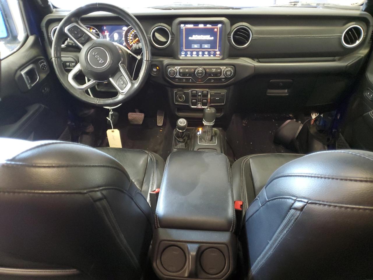 Jeep Wrangler Sahara Image 10