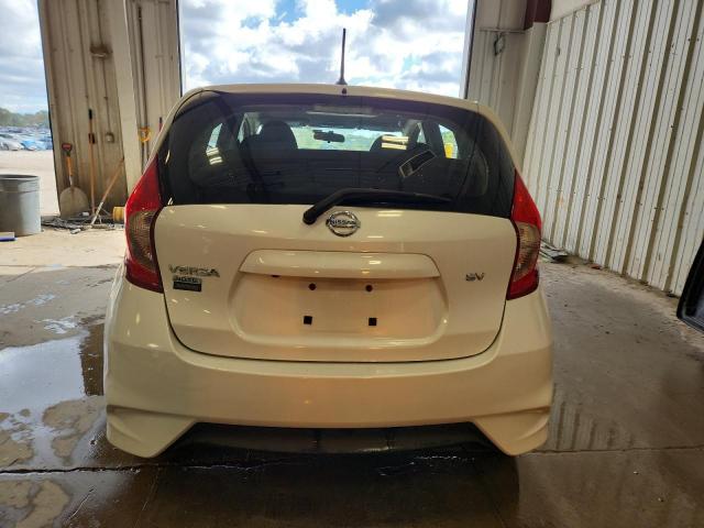 Nissan Versa S Image 5