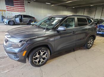  Salvage Kia Seltos