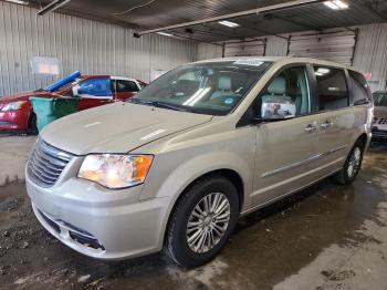 Salvage Chrysler Minivan