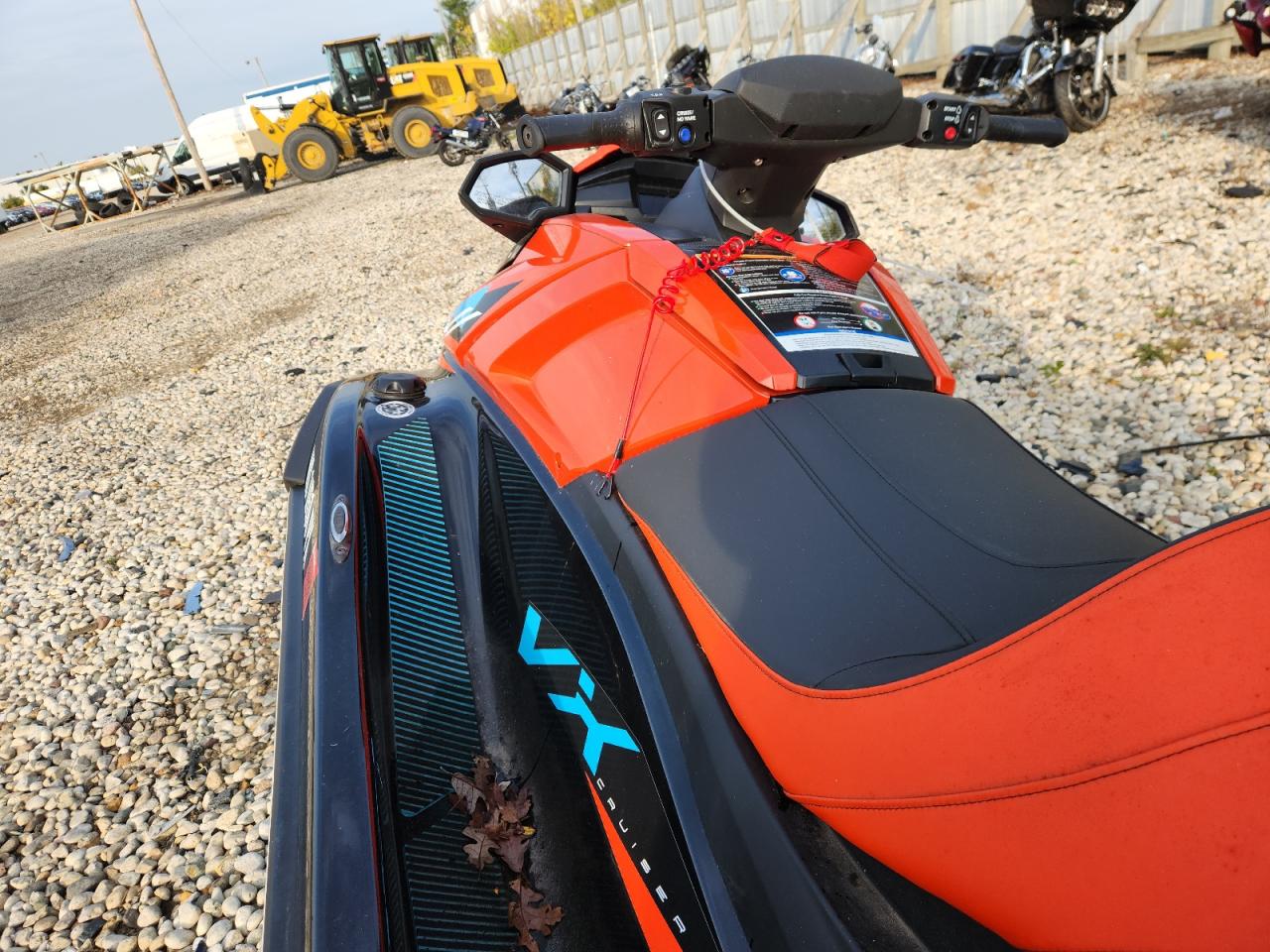 Yamaha Jetski Image 4