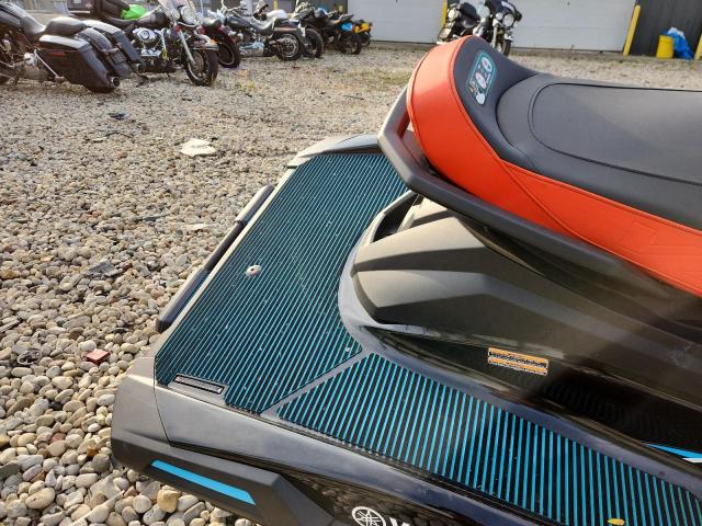 Yamaha Jetski Image 5