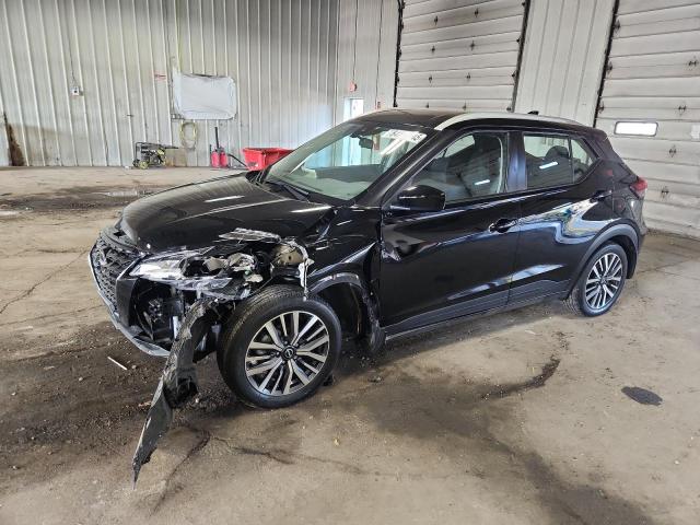 Salvage Nissan Kicks