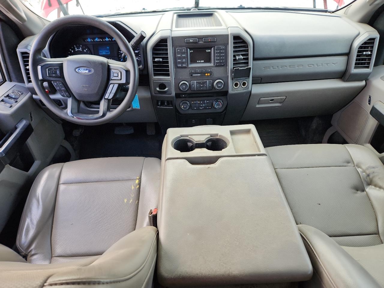 Ford F-350 Super Duty Image 10