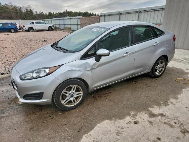  Salvage Ford Fiesta