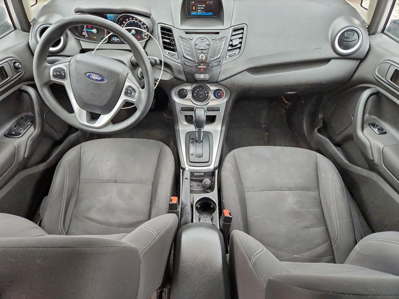 Ford Fiesta Se Image 9