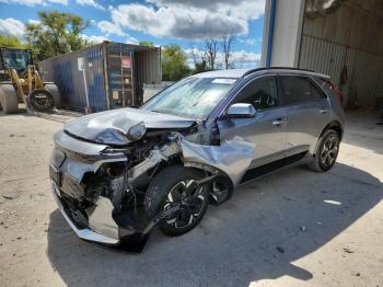  Salvage Kia Niro