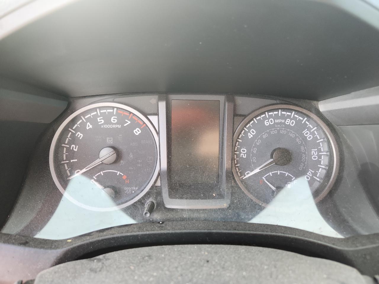 Toyota Tacoma Double Cab Image 5