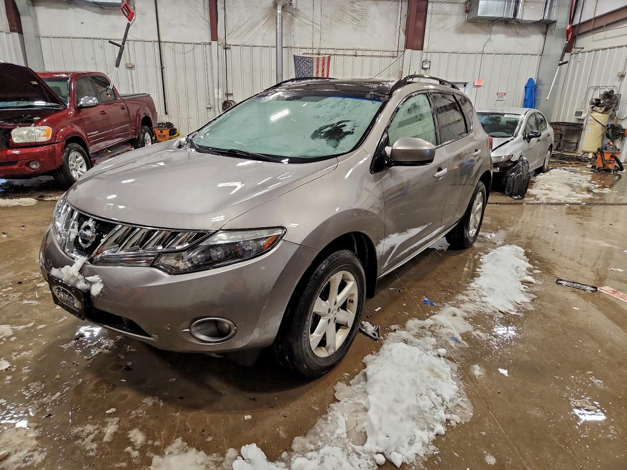 Nissan Murano S Image 1