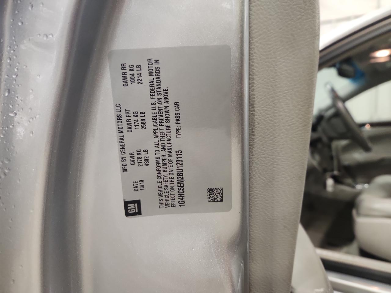 Buick Lucerne Cxl Image 2