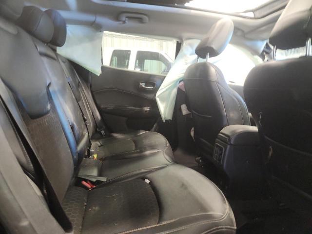 Jeep Compass Latitude Image 6