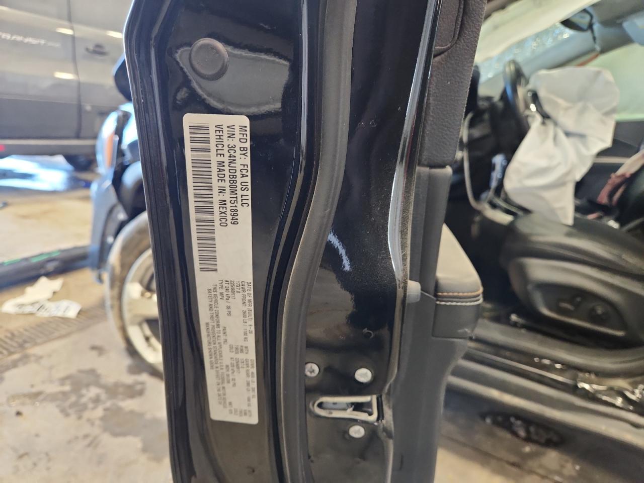 Jeep Compass Latitude Image 12