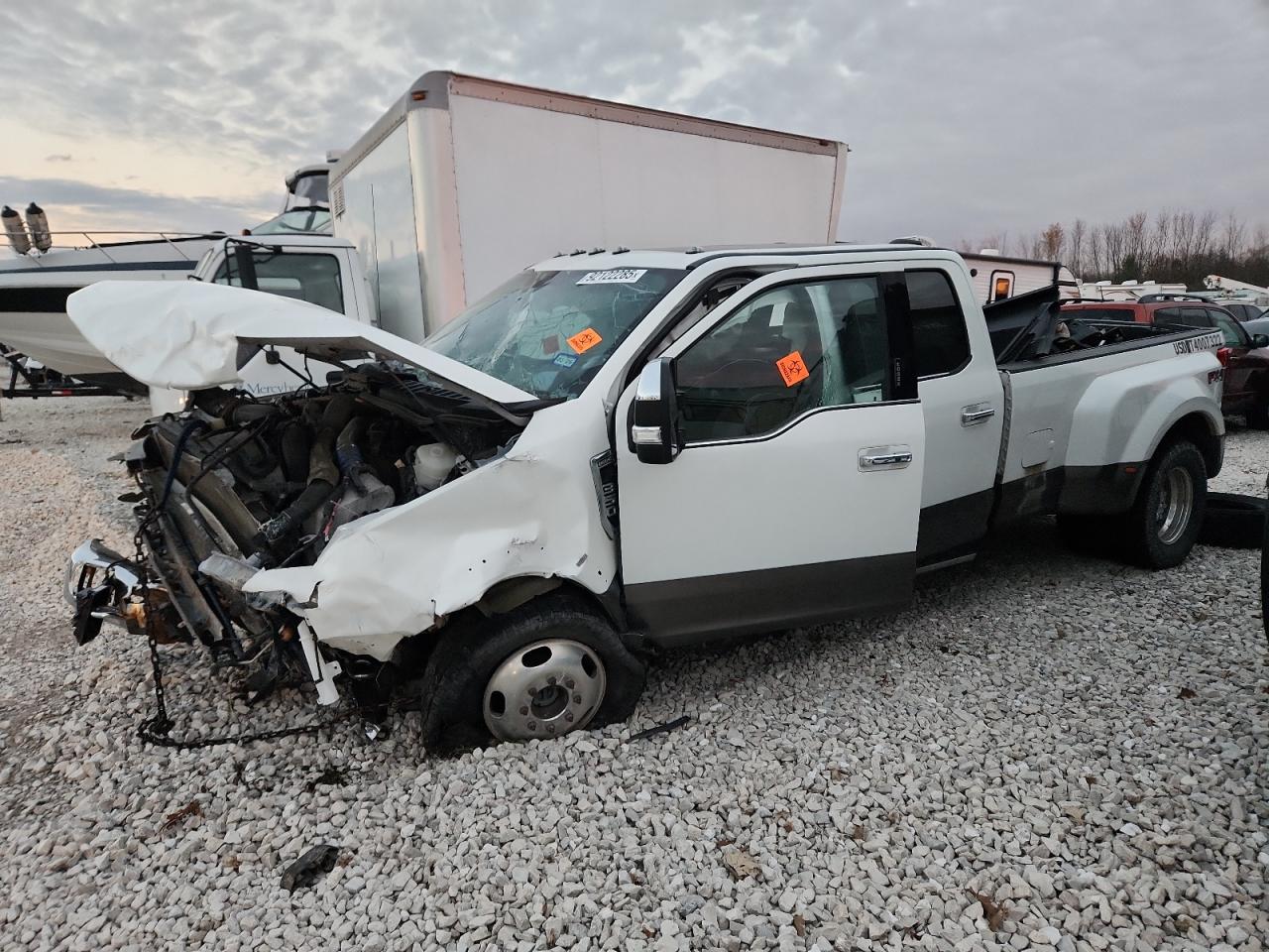 Ford F-350 Super Duty Image 1