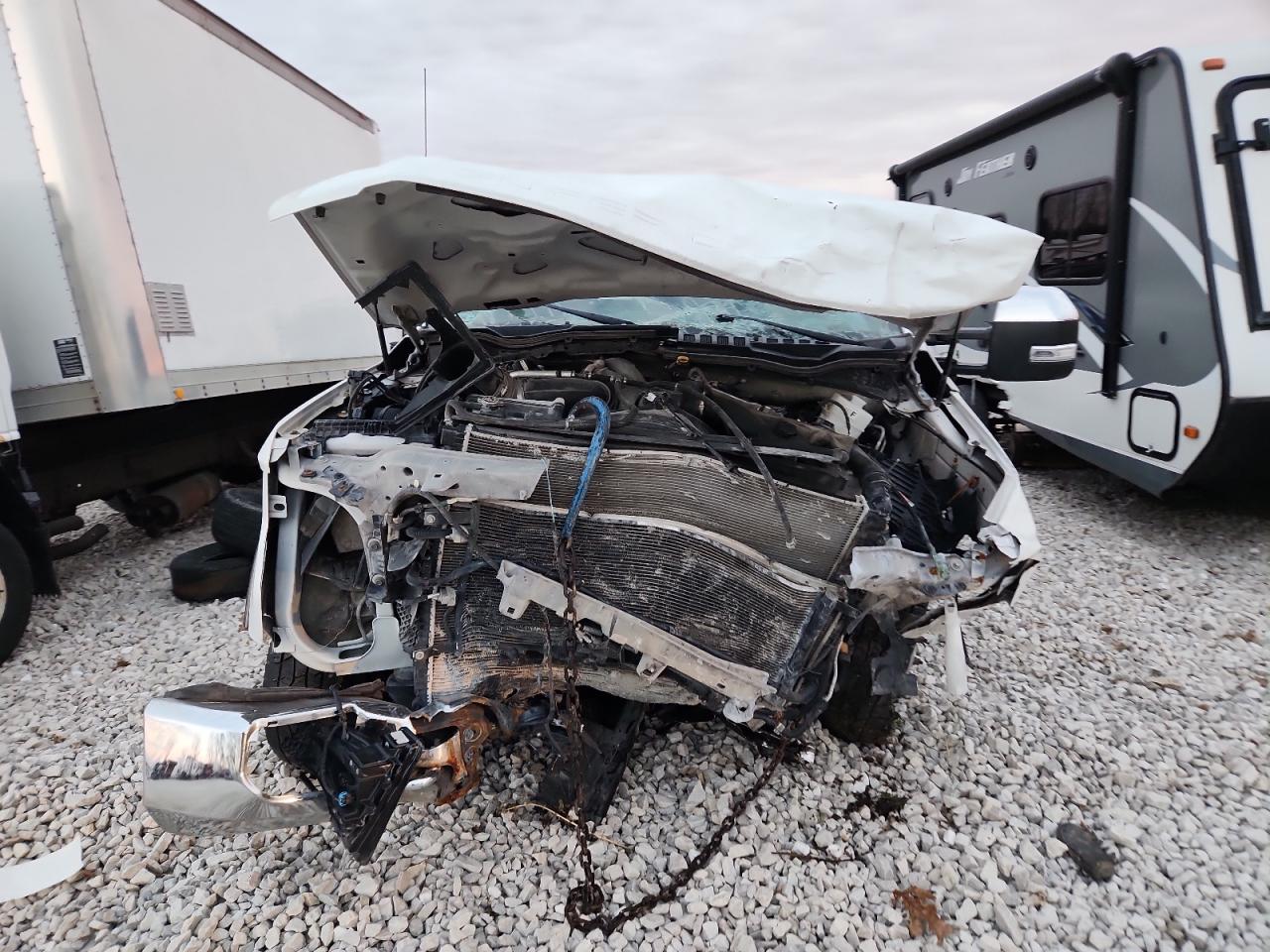 Ford F-350 Super Duty Image 4