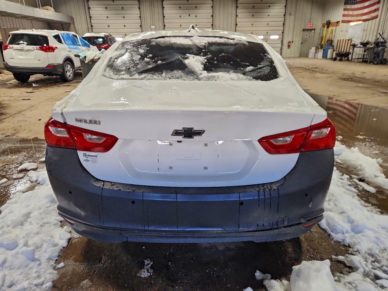 Chevrolet Malibu Ls Image 3