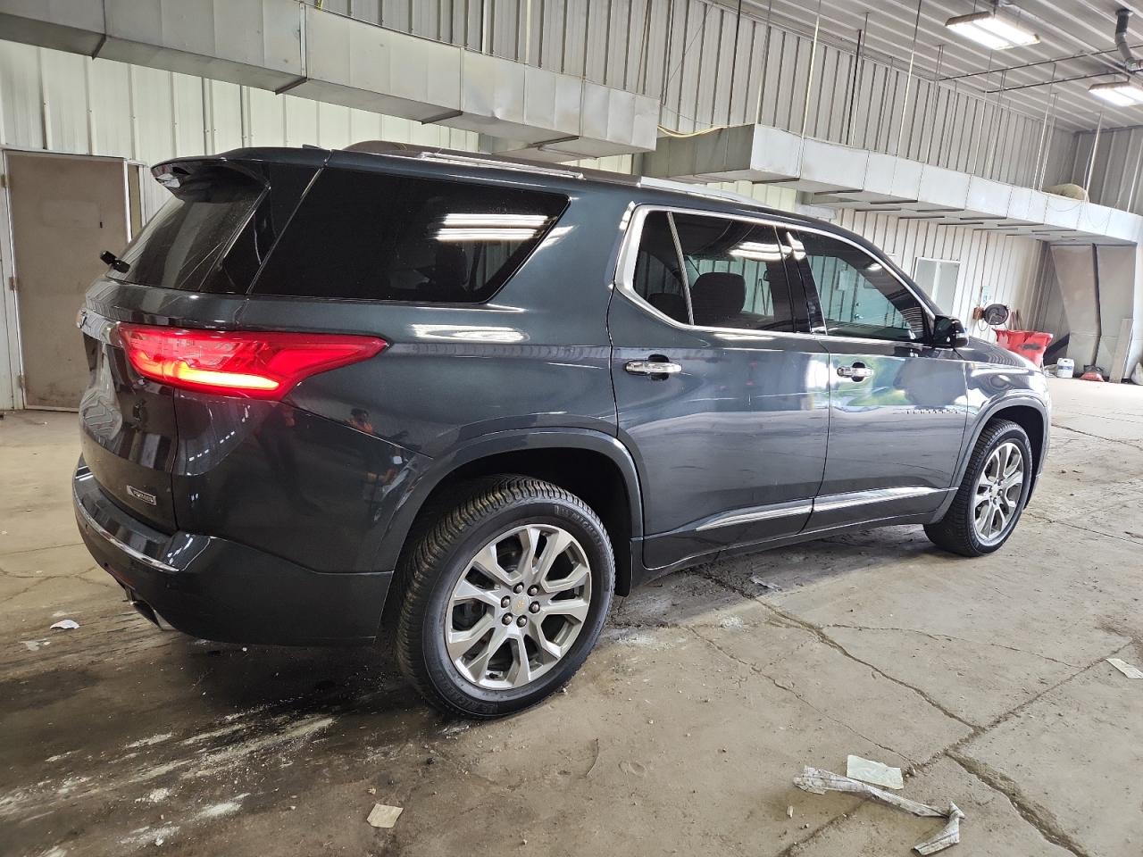 Chevrolet Traverse Premier Image 3