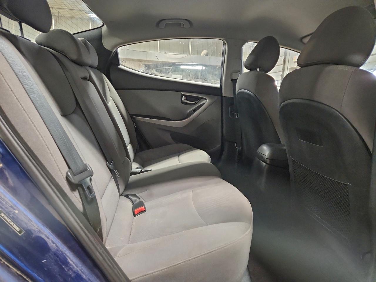 Hyundai ELANTRA Se Image 10