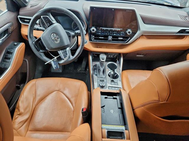 Toyota Highlander Platinum Image 12
