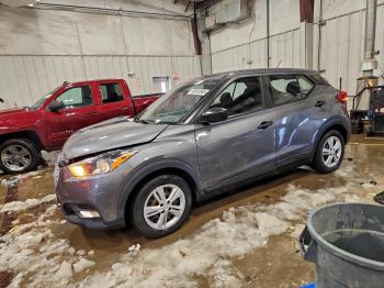  Salvage Nissan Kicks