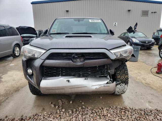 Toyota 4Runner Sr5/sr5 Premium Image 3