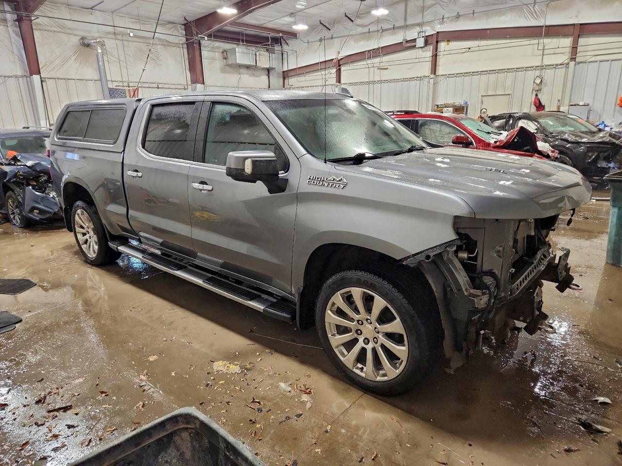 Chevrolet Silverado K1500 High Country Image 2