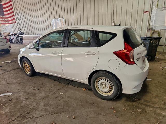 Nissan Versa S Image 2