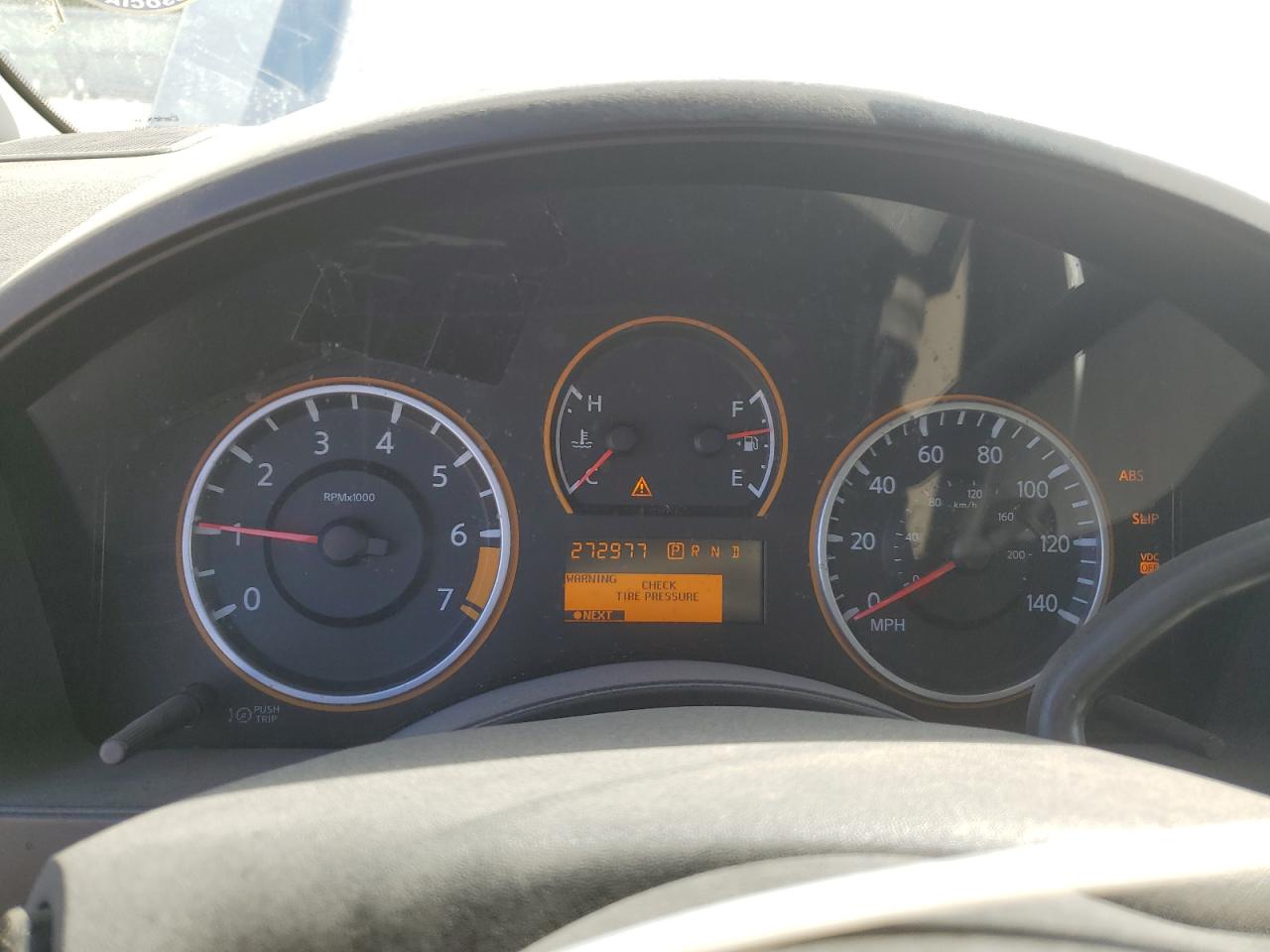 Nissan Titan S Image 10