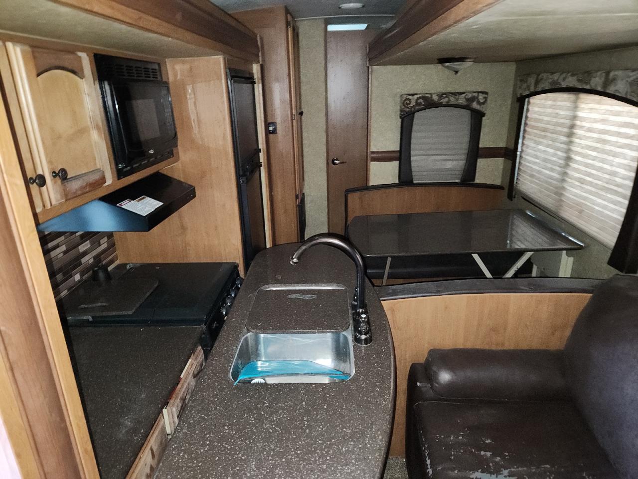 Crossroads Sunset Tra Image 4