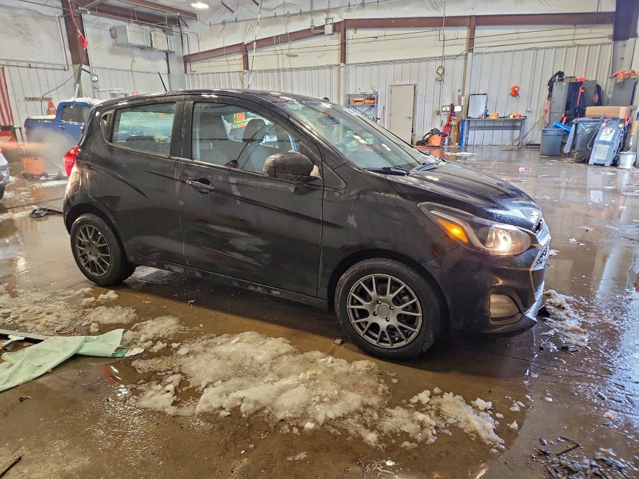 Chevrolet Spark Ls Image 11