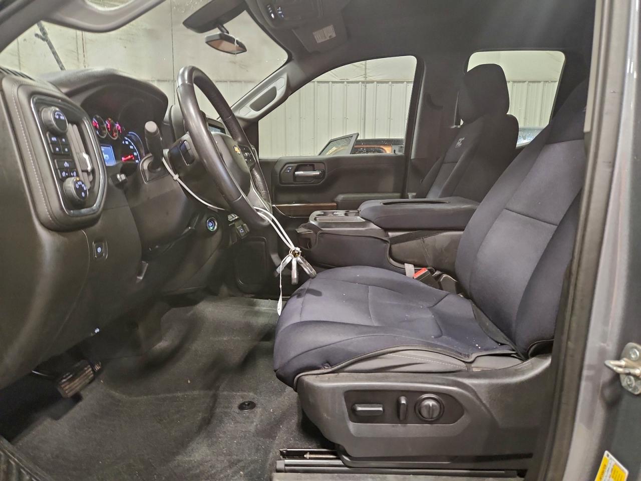 Chevrolet Silverado K1500 Lt Image 3