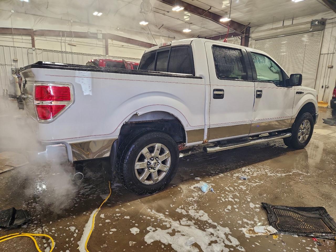 Ford F-150 Supercrew Image 2