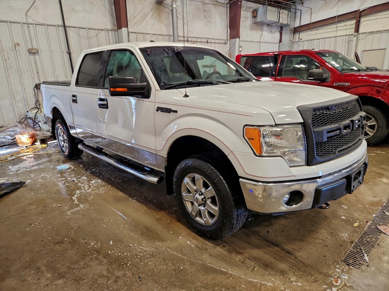 Ford F-150 Supercrew Image 6