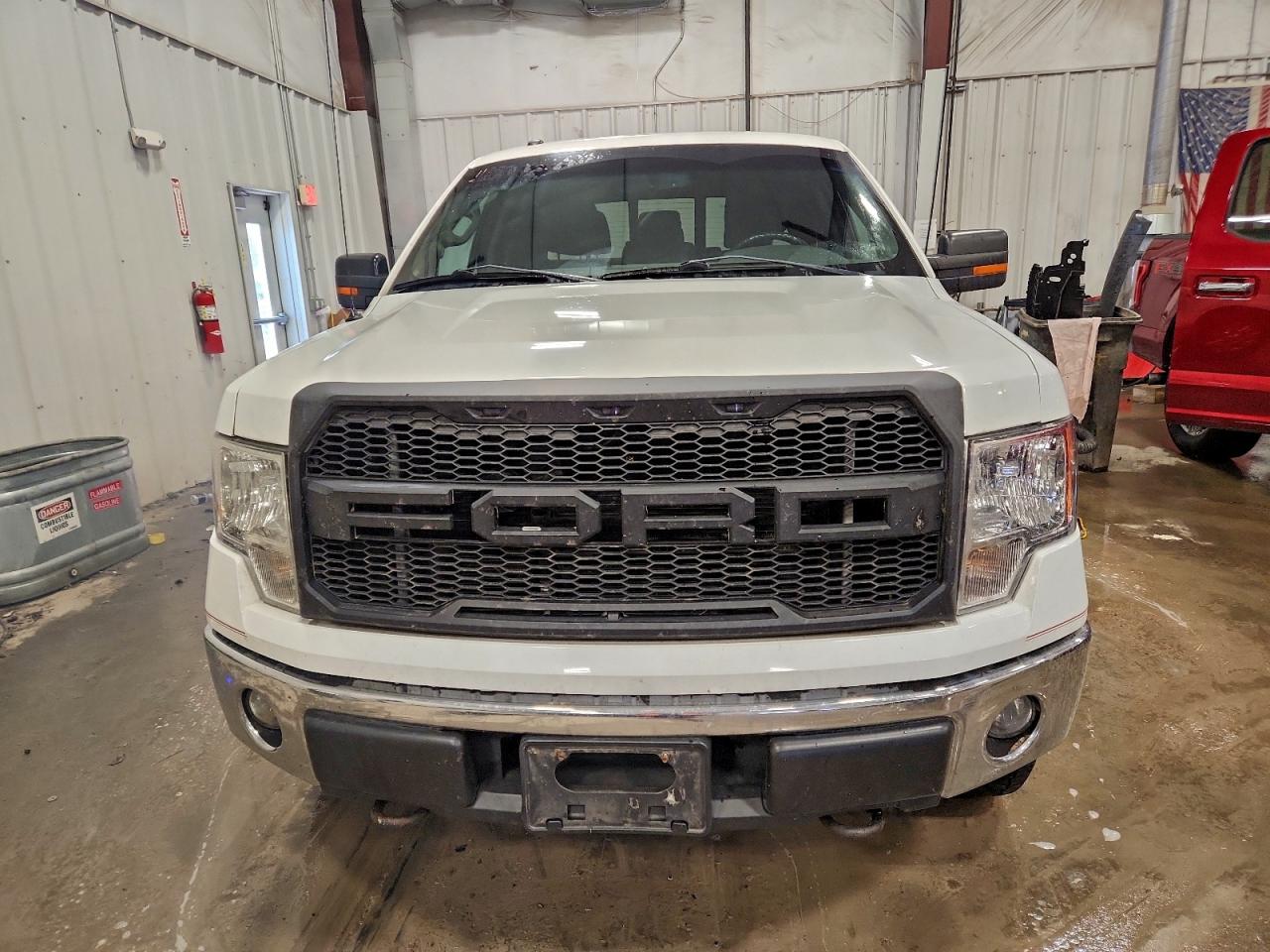 Ford F-150 Supercrew Image 5