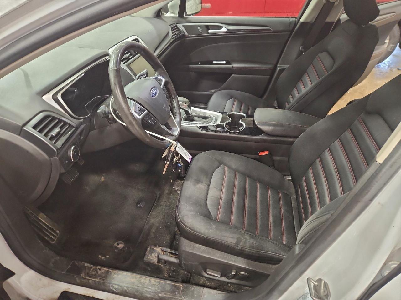 Ford Fusion Se Image 4