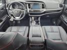 Toyota Highlander Se Image 7
