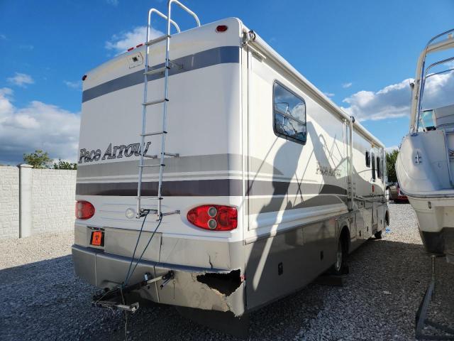 Fleetwood Pace Arrow W22 Image 3