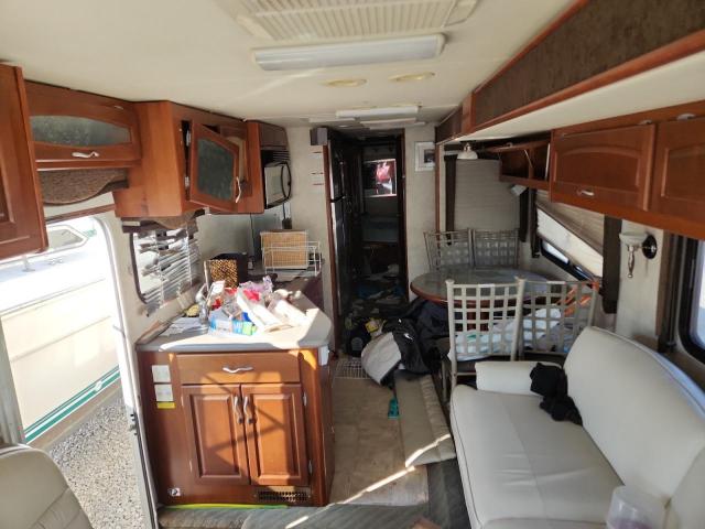 Fleetwood Pace Arrow W22 Image 7