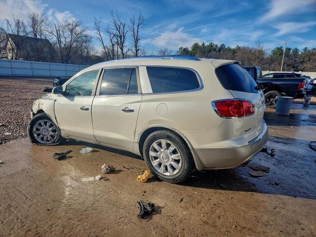 Buick Enclave Image 2