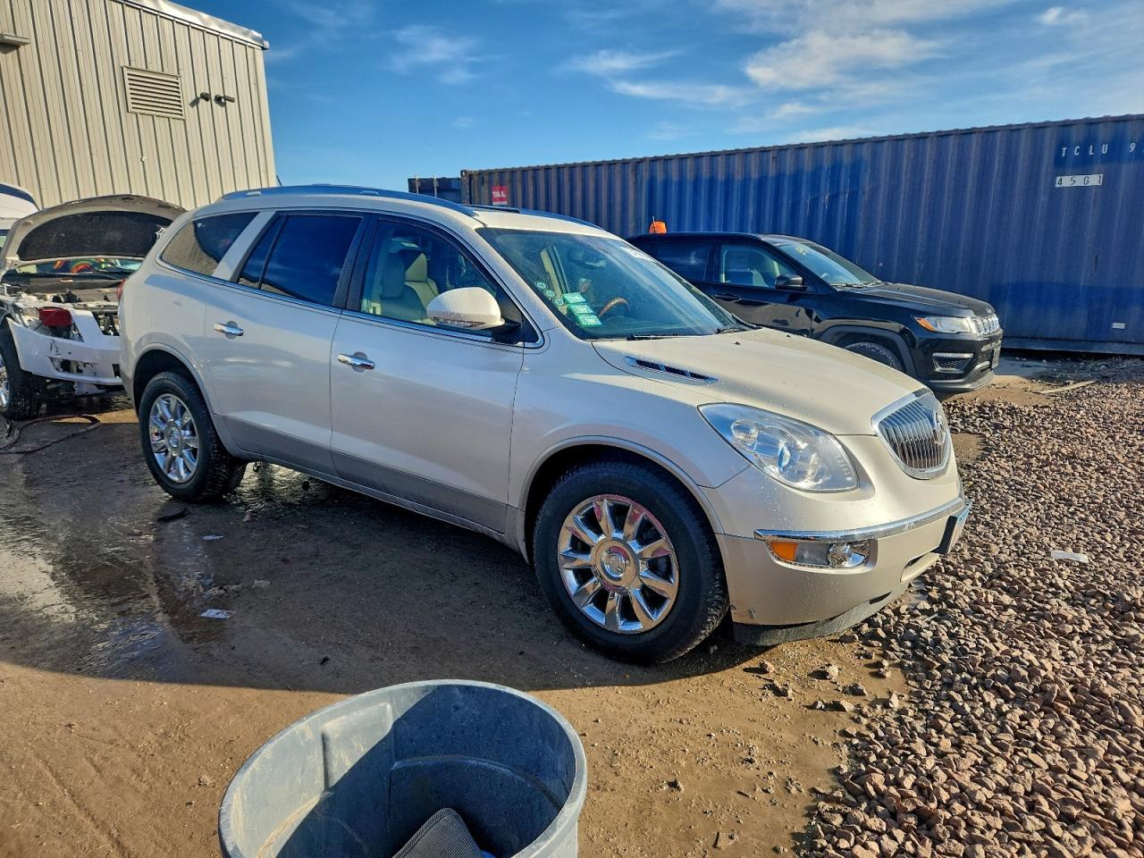 Buick Enclave Image 4