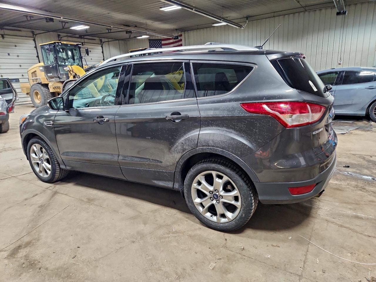 Ford Escape Titanium Image 12
