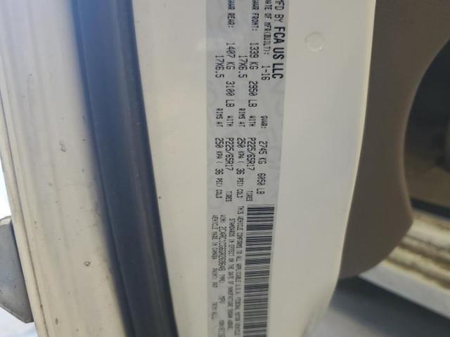 Chrysler Minivan Touring L Image 10