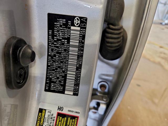 Toyota Corolla L Image 8