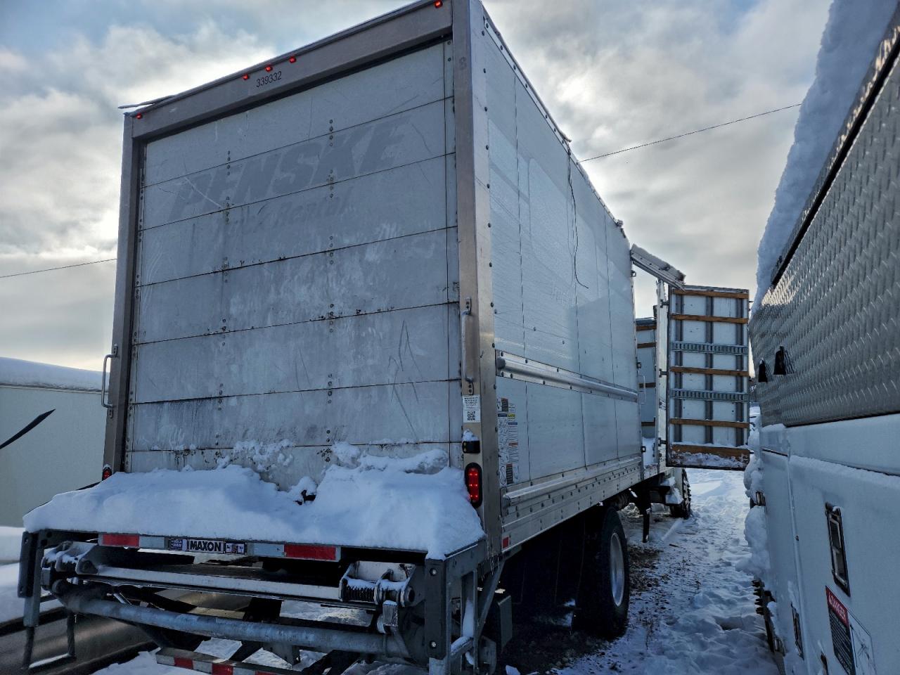 Freightliner M2 106 Med 106 Medium Duty Image 6