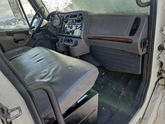 Freightliner M2 106 Med 106 Medium Duty Image 4