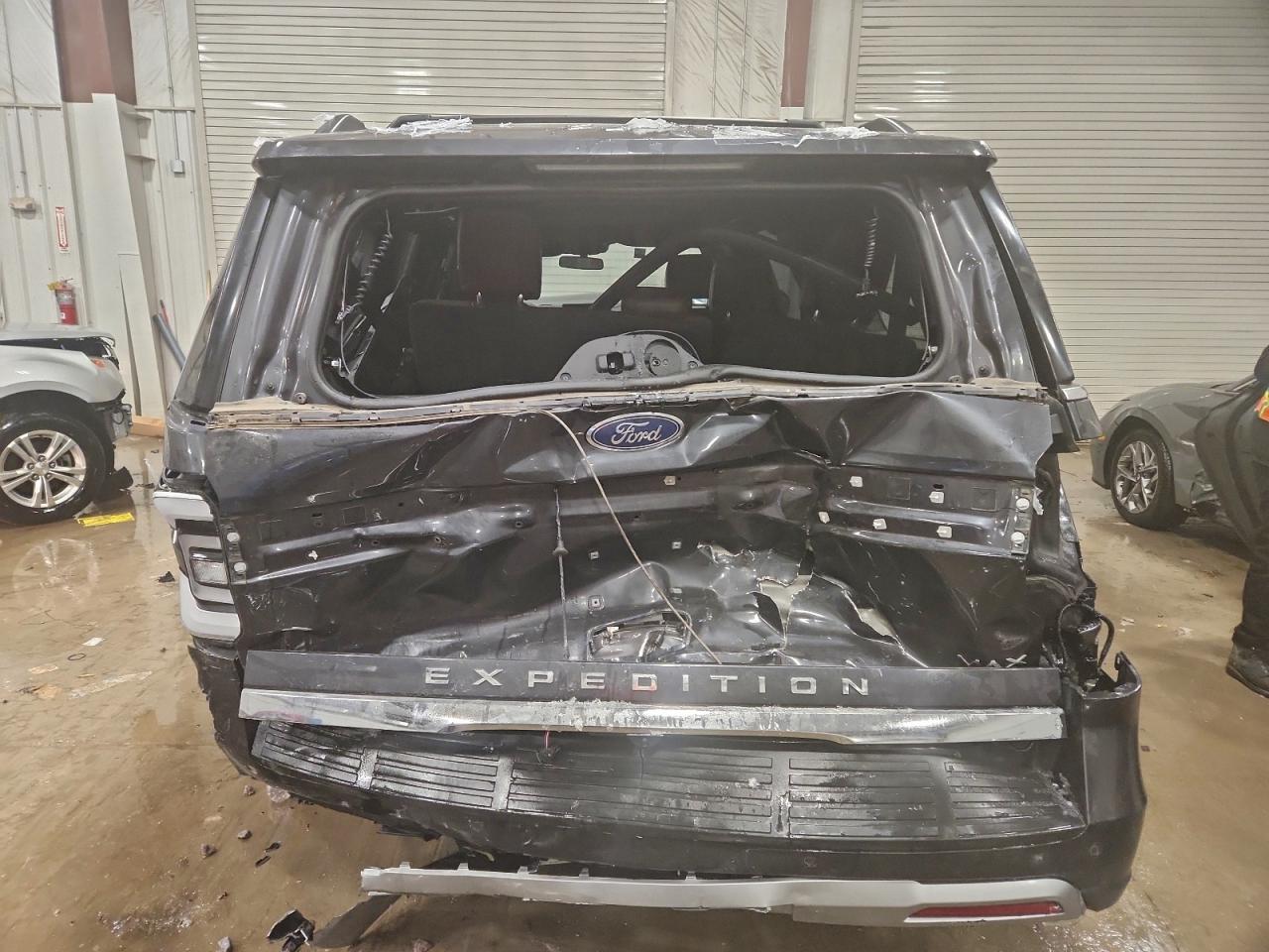 Ford Expedition Max Limited Image 5