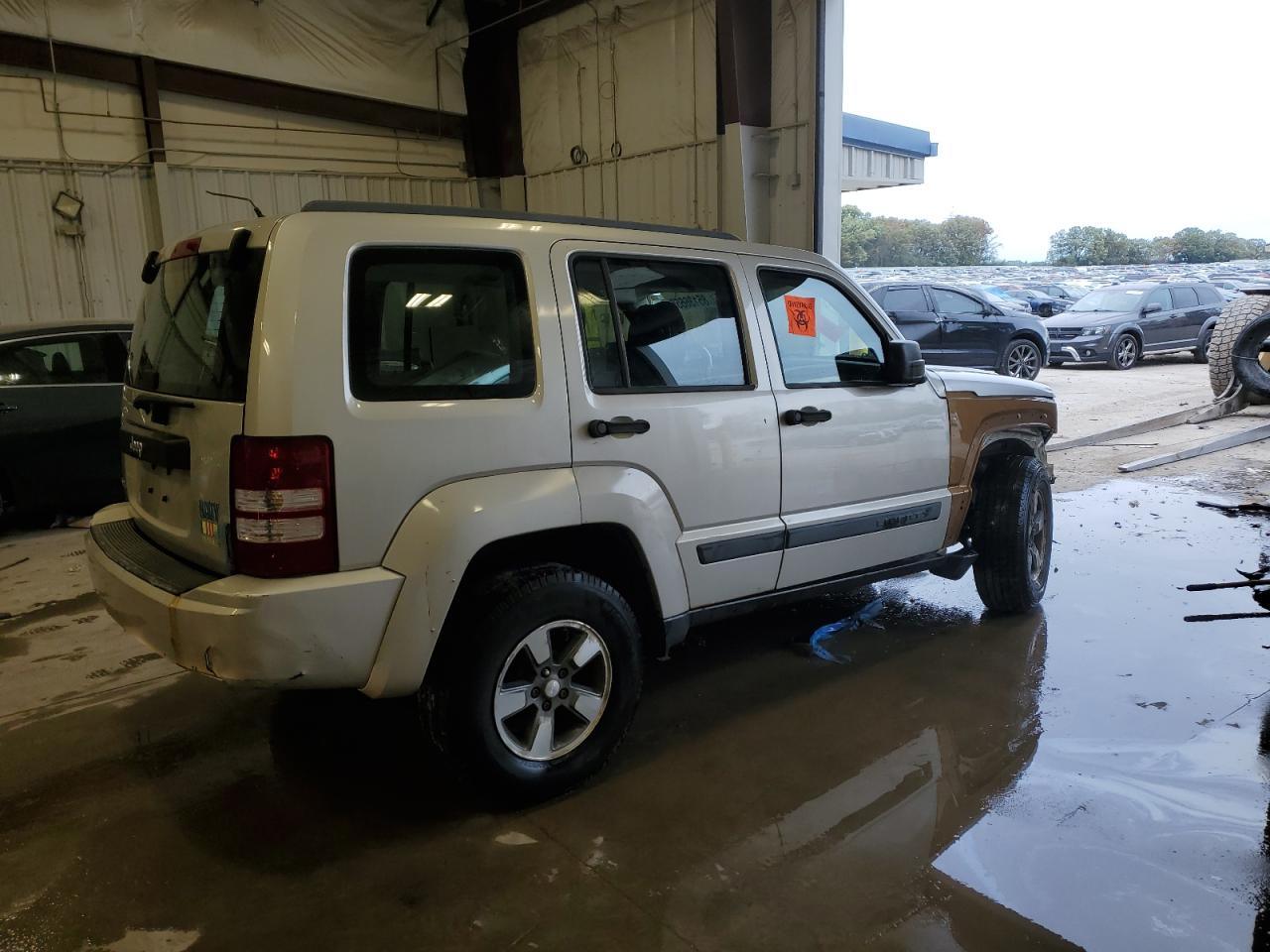 Jeep Liberty Sport Image 2