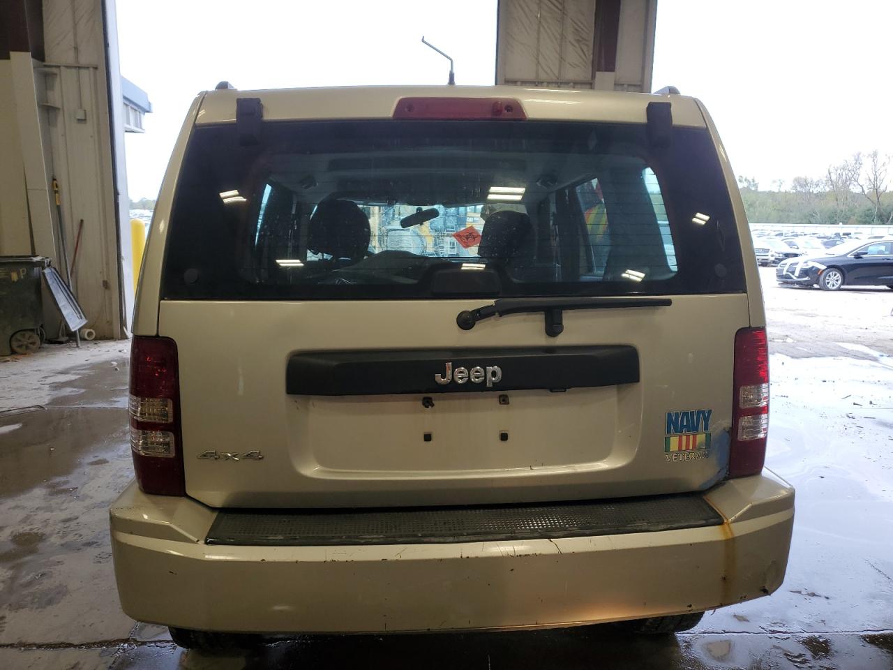 Jeep Liberty Sport Image 3