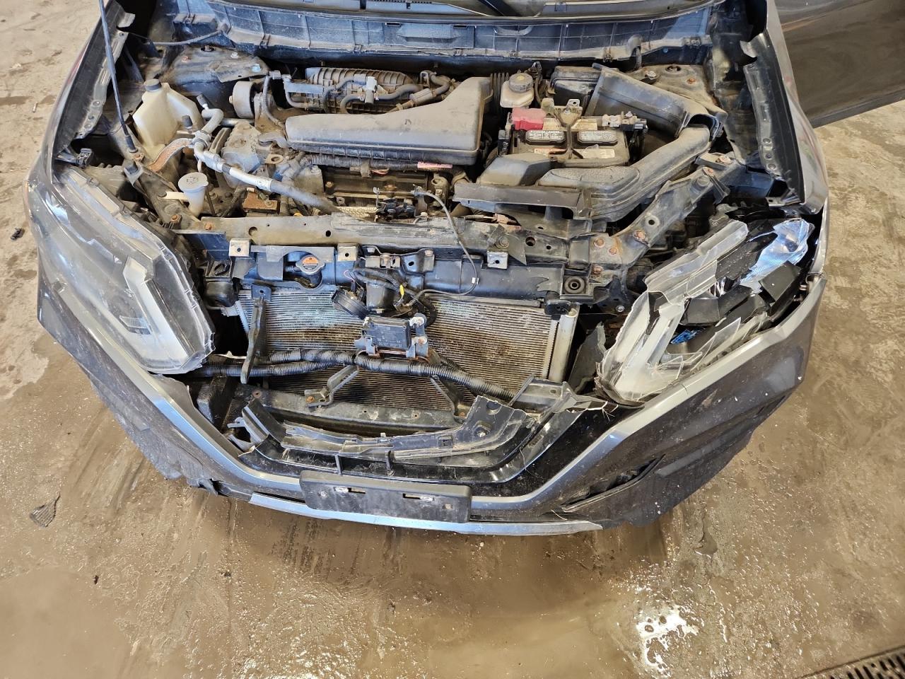 Nissan Rogue S Image 11