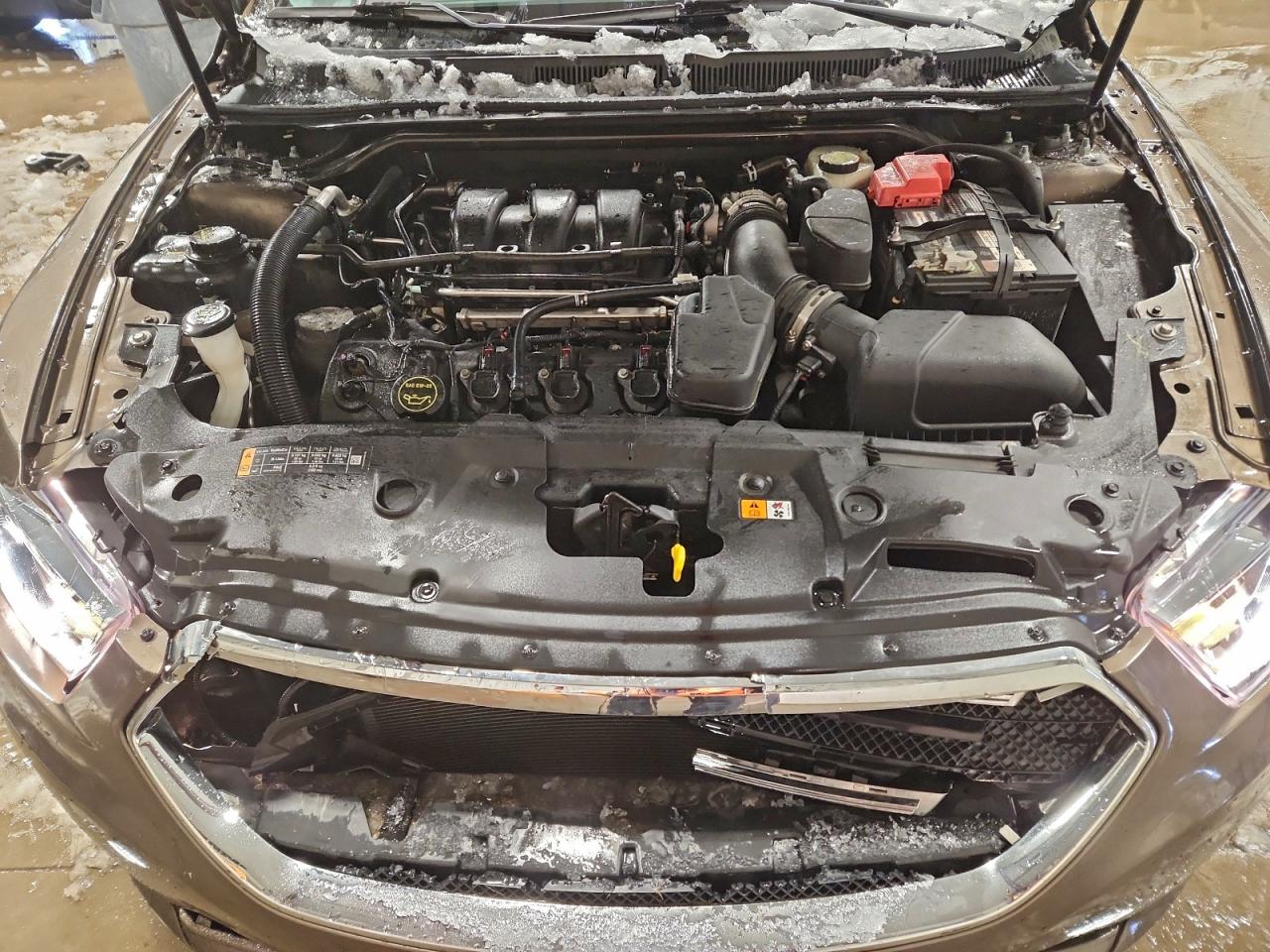 Ford Taurus Limited Image 8