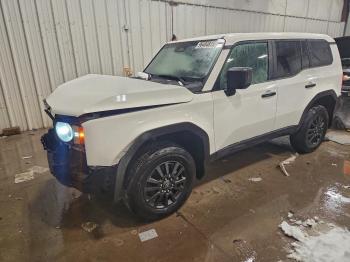  Salvage Toyota Land Cruis